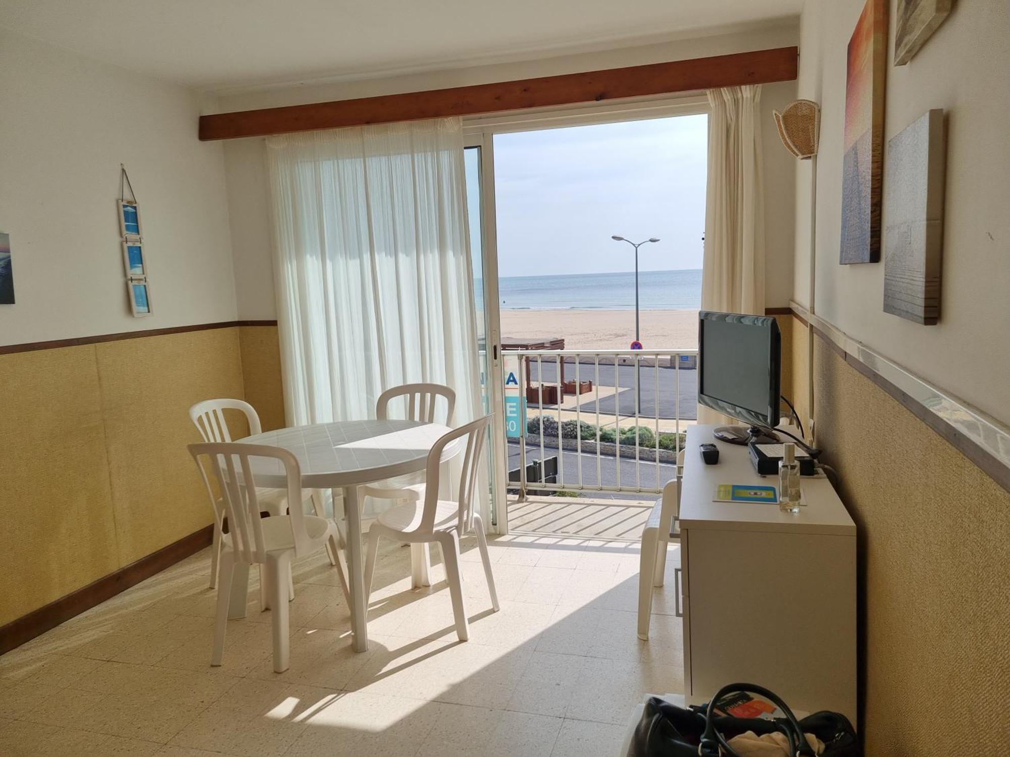Apartment T2 Front De Narbonne-plage